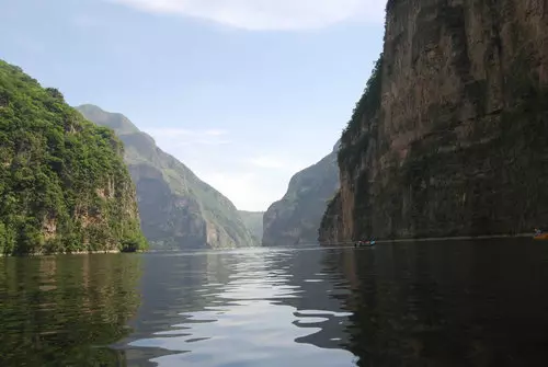 Día 1 Paquete 4 días: Tuxtla Gutiérrez - Cañón del Sumidero - Chiapa de Corzo - San Cristóbal de las Casas