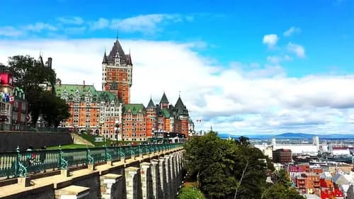 Museo de la Civilización | Barrio Petit-Champlain | Funicular du Vieux-Québec.
