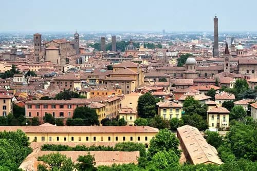 Viaje Express: Roma a Bolonia en Tren de Alta Velocidad.