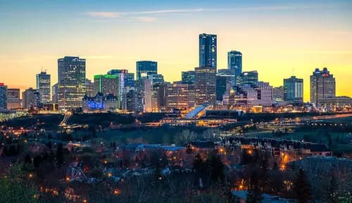 Regreso Desde la Tranquilidad de Whitehorse Hasta la Energía Urbana de Edmonton