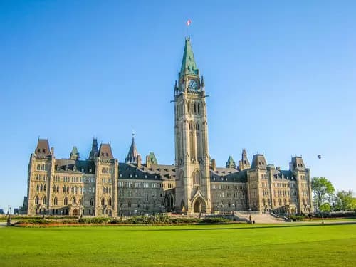 ¡Canadá a lo Grande! Tres Destinos, Mil Aventuras en Ottawa, Toronto y Winnipeg