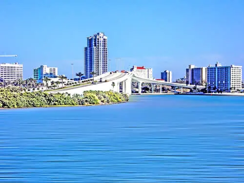 Enamórate de Clearwater y su esplendor costero.