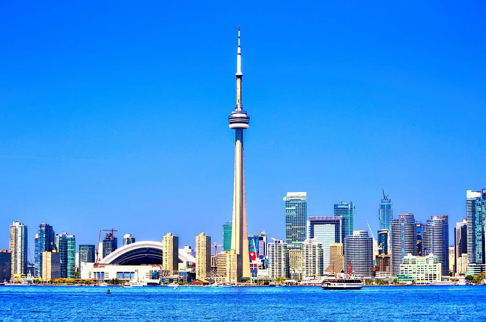 Aventuras a Gran Altura: Descubre Toronto, Calgary y Vancouver