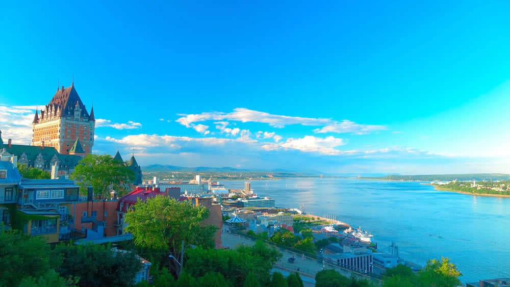 Quebec, Montreal y Halifax: Tres Tesoros Canadienses en un Tour Único