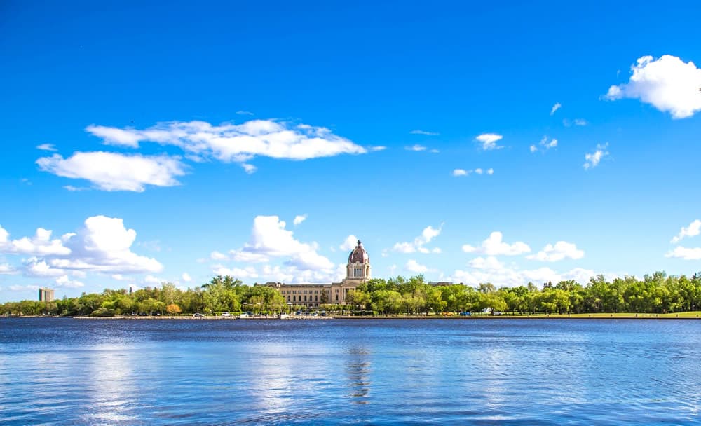 Maravillas del Oeste Canadiense: Tour por Winnipeg, Regina y Calgary