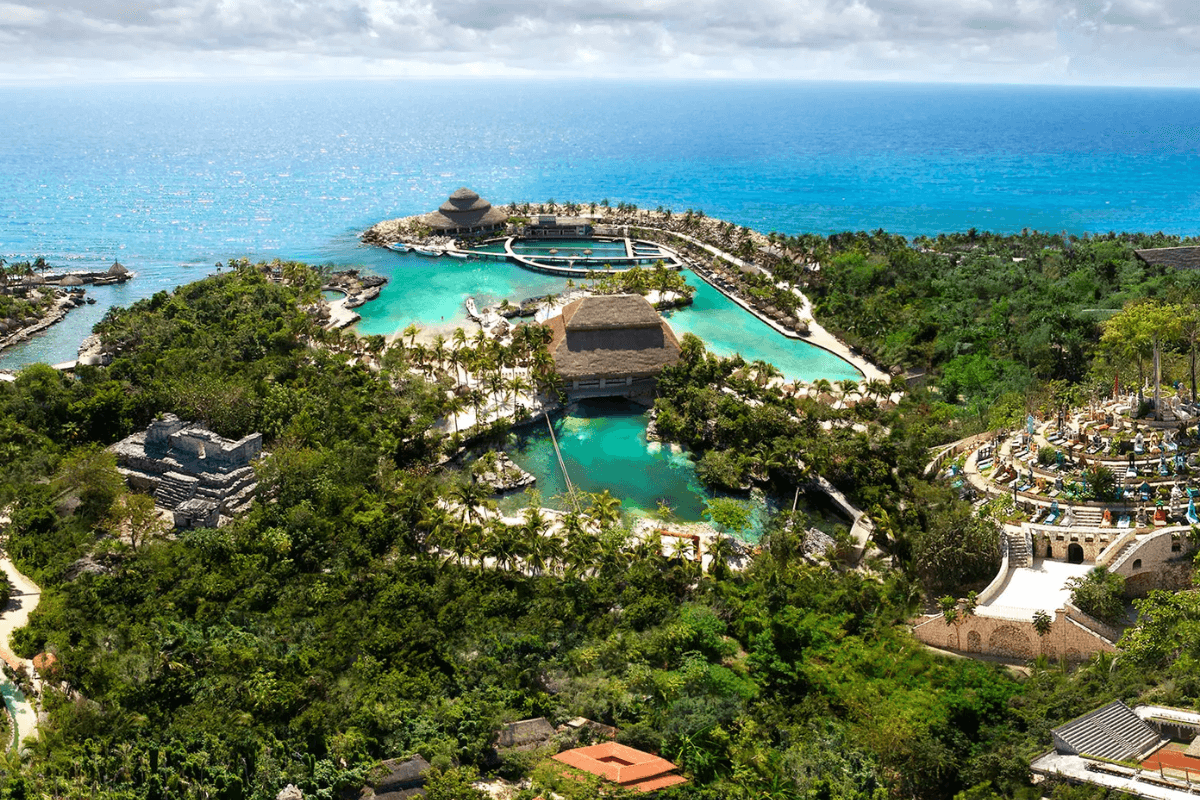 6 días para disfrutar de Xcaret con pareja o amigos
