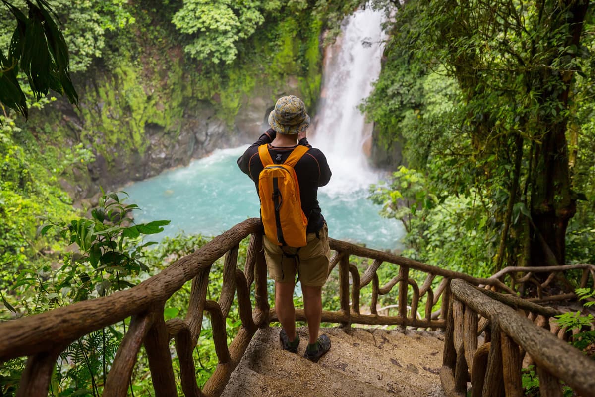 Viaje a La Naturaleza Forestal de Costa Rica
