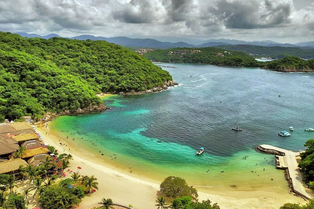 Viaje a las hermosas playas de Oaxaca (Por 4 días)
