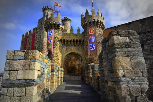 Ponferrada: Visita el Castillo y el Casco Antiguo