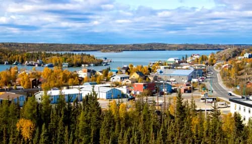 Conoce la Encantadora Yellowknife y sus Paisajes Inolvidables