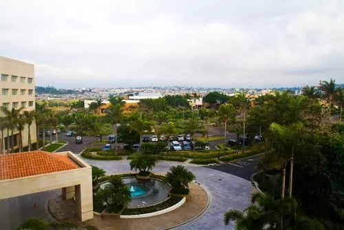 Con Una Sonrisa, Le Dices Hasta Pronto a San José